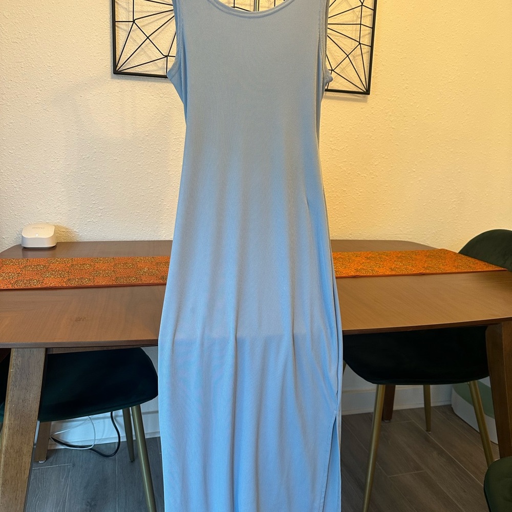 Elegant Blue Sleeveless Dress